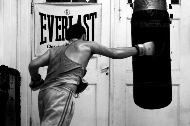 mainstream-media-owes-america-more-than-defensive-crouch